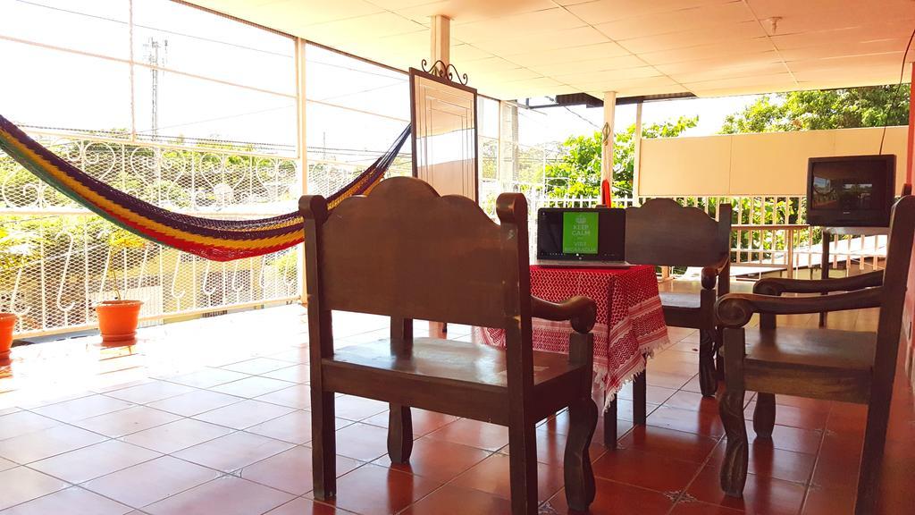 Casa Liz Hotel Managua Bagian luar foto