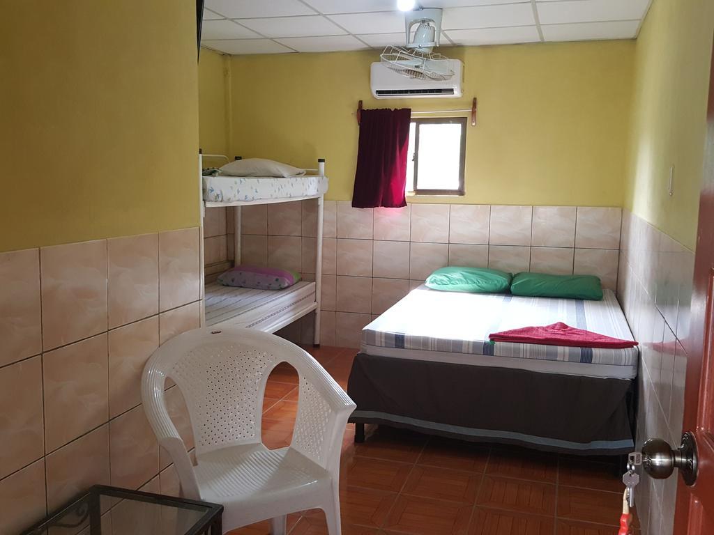 Casa Liz Hotel Managua Bagian luar foto